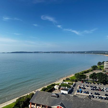 Stunning Ocean & City View Apt Swansea Exteriör bild
