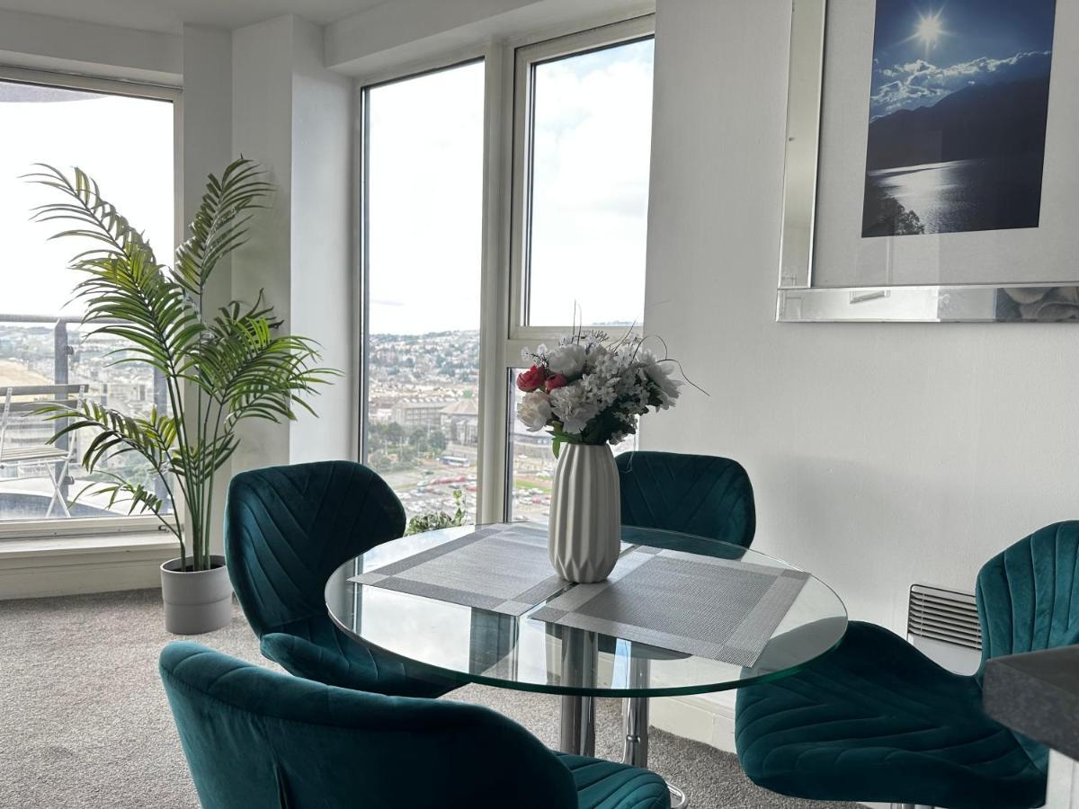 Stunning Ocean & City View Apt Swansea Exteriör bild