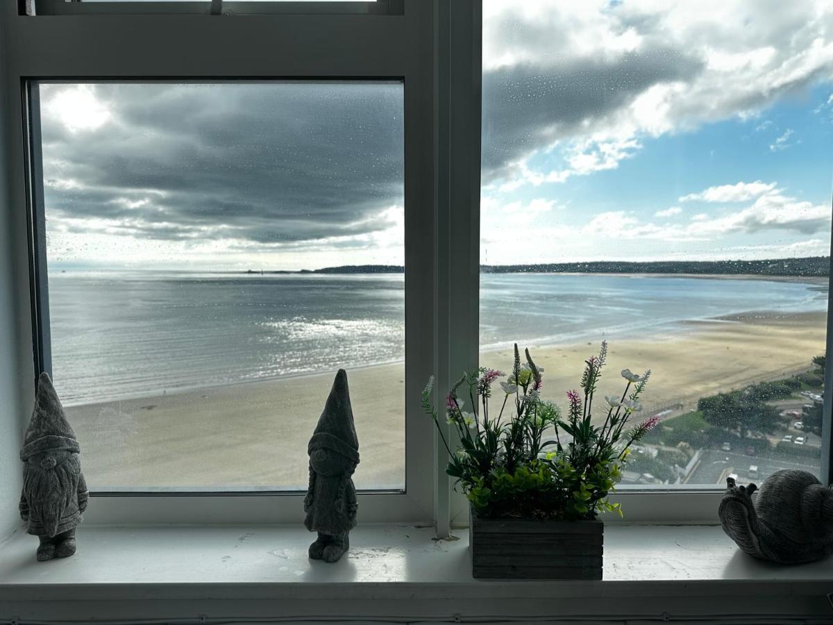 Stunning Ocean & City View Apt Swansea Exteriör bild