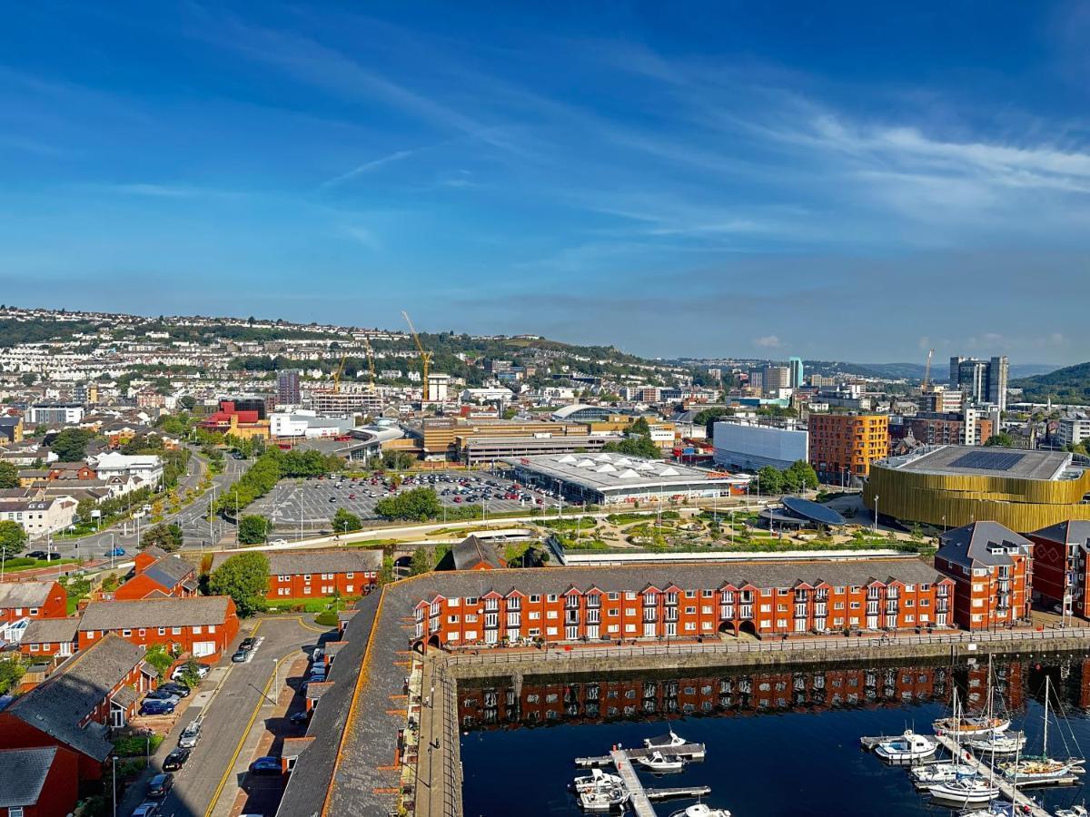 Stunning Ocean & City View Apt Swansea Exteriör bild